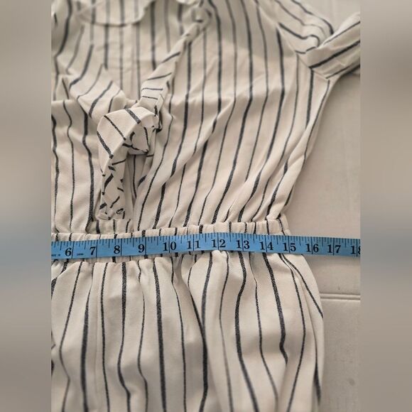 NWT H&M Cut Out Striped Romper In White And Black Size 12 - Picture 7 of 12